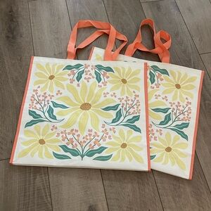 Homegoods TJMaxx Marshalls Viral Flower Print Tote Bags (Set of 2) NWOT